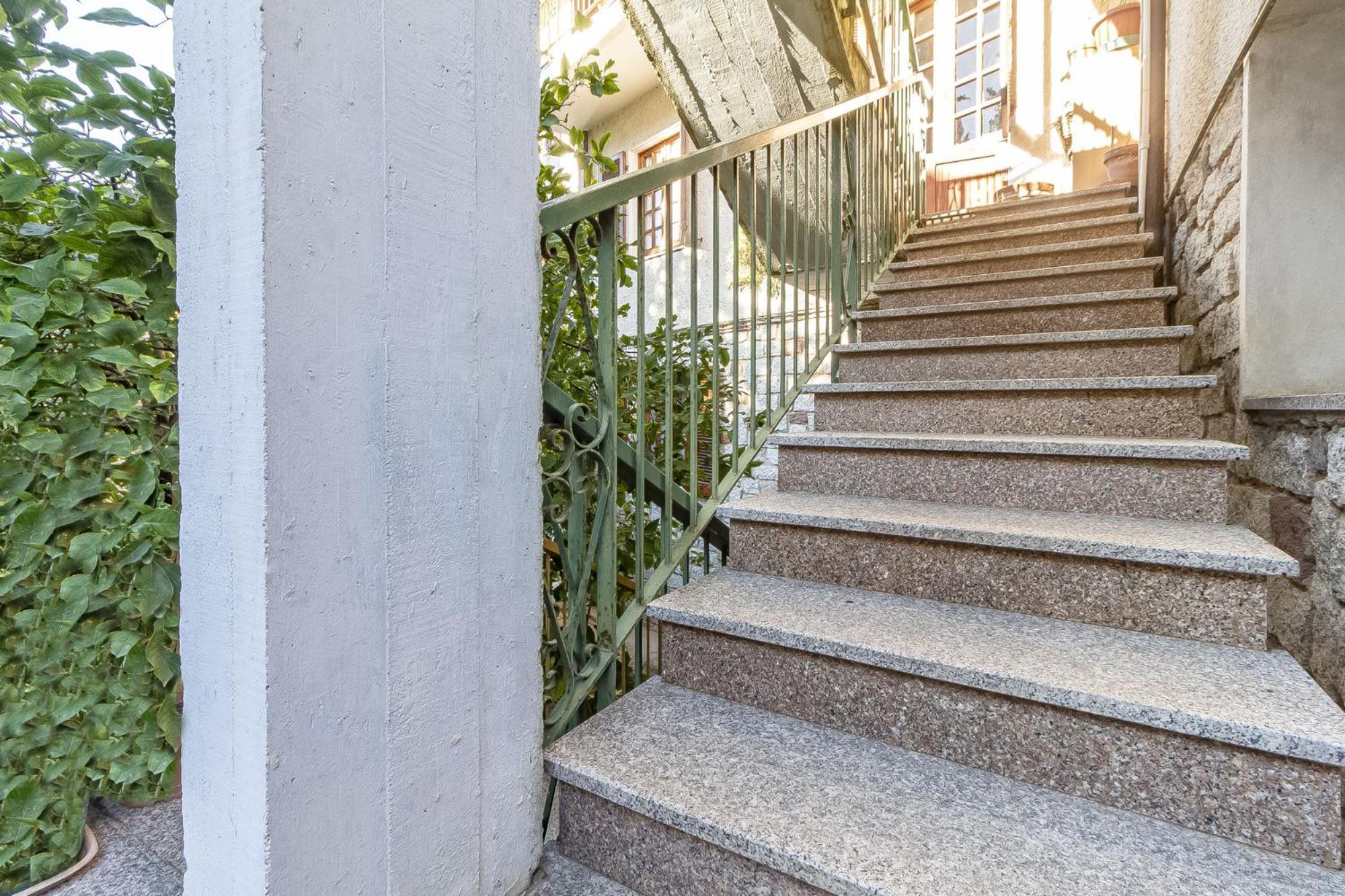 Exclusive Roth Apartments 사사리 외부 사진