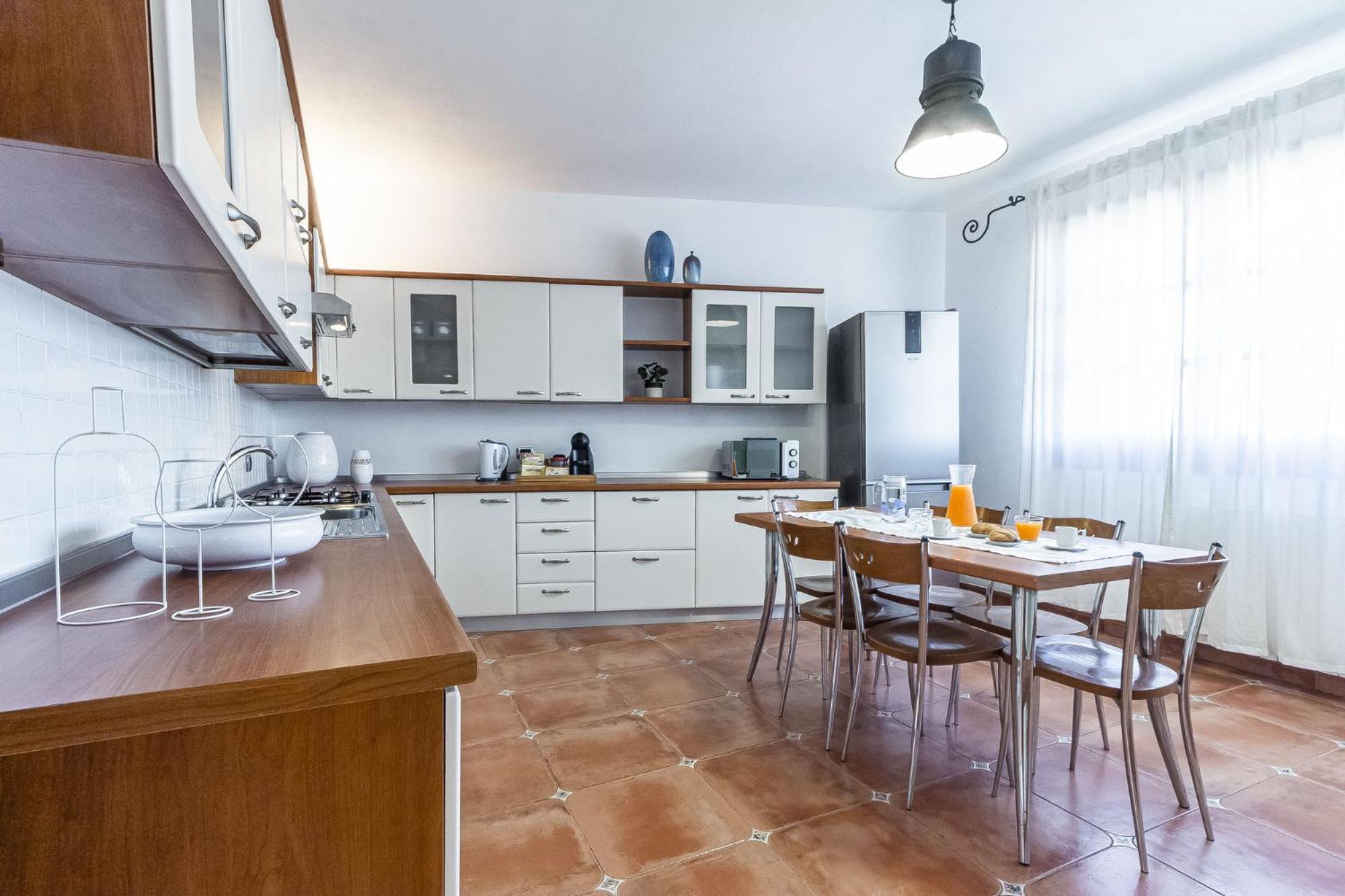 Exclusive Roth Apartments 사사리 외부 사진
